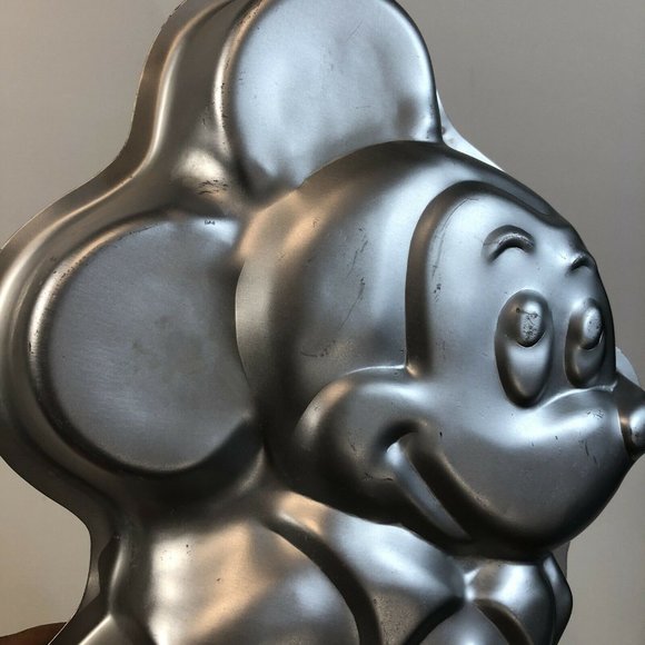Vintage Wilton Metal Mickey Mouse Cake Pan 1978 Walt Disney Korea 515-1805 - Picture 4 of 10